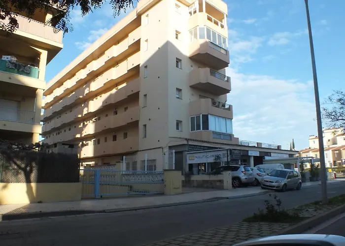 Estudio Acogedor Para 2/3 En Roses, A 800M De La Playa Con Aparcamiento - Es-204-72